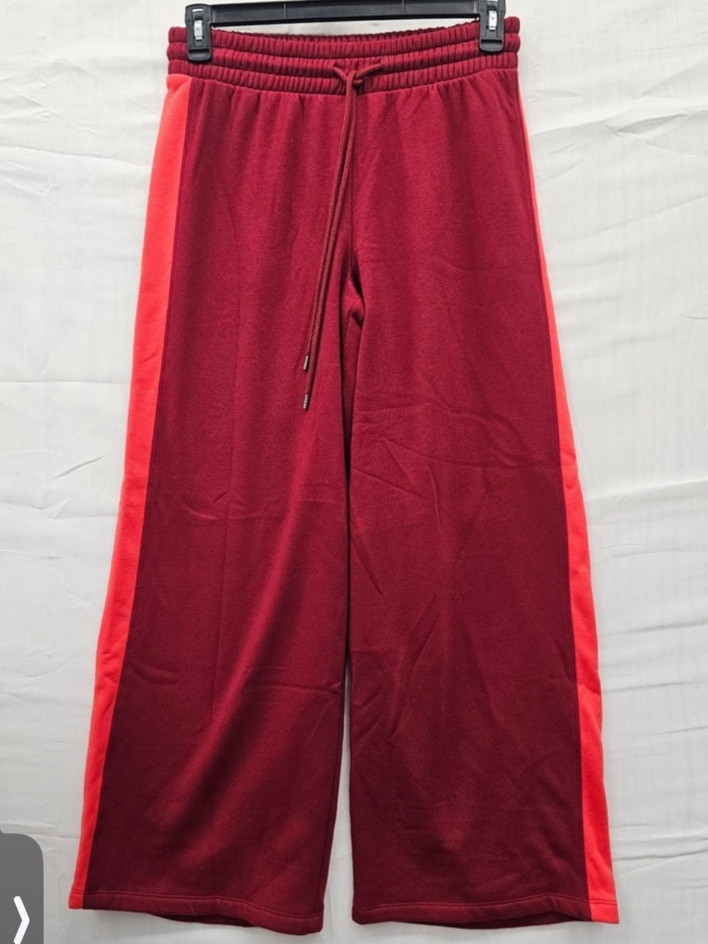 Universal thread wide leg sweatpants NWT